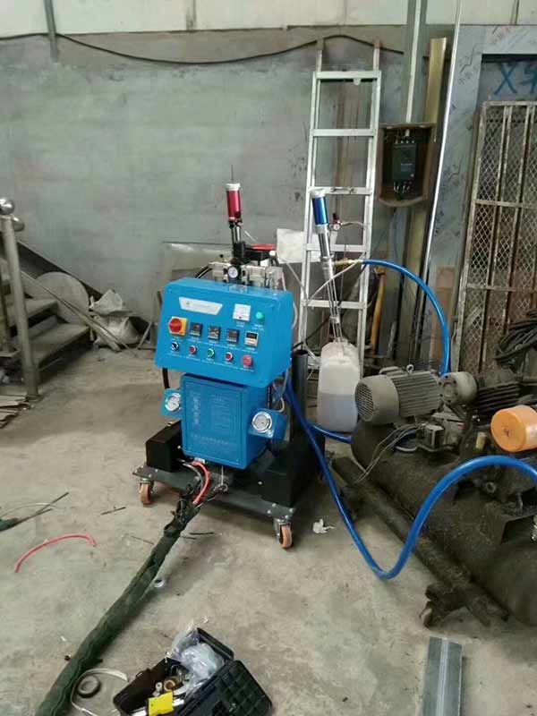 江蘇聚氨酯噴涂機